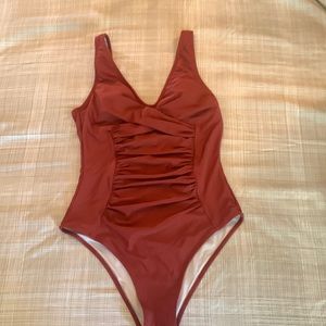 NWT Cupshe one piece